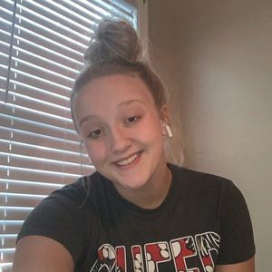 Meet your Posher, Hailey